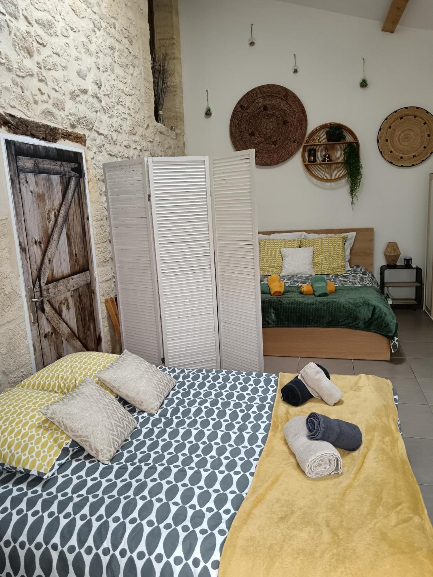 Le Cosy Cabarieu Bed & Breakfast Saint-Andre-de-Cubzac Bilik gambar